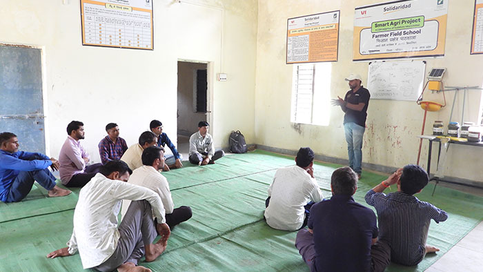 Solidaridad's Farmer-Field School provides farmers with sustainable techniques